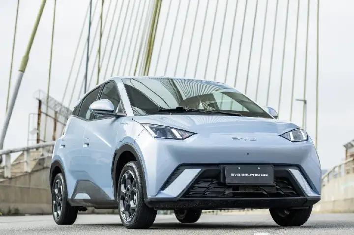 BYD quebra recorde com mais de 16 mil emplacamentos em março