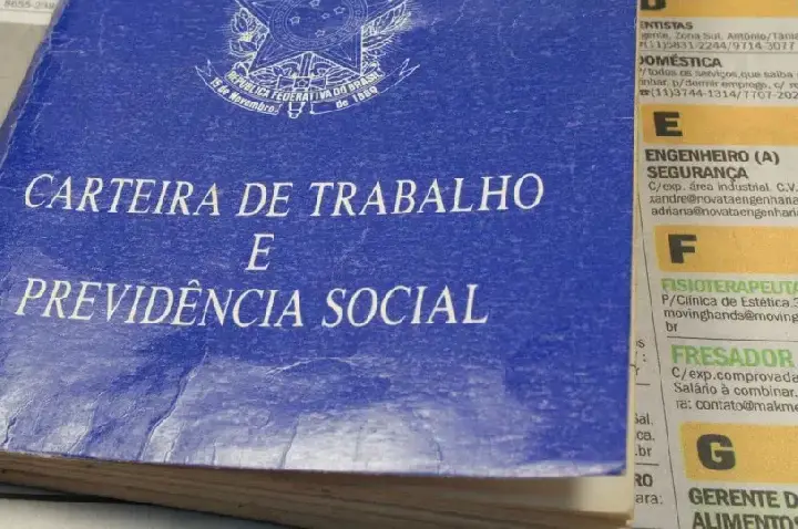Desemprego cai para 5,1% em dezembro, o menor já registrado