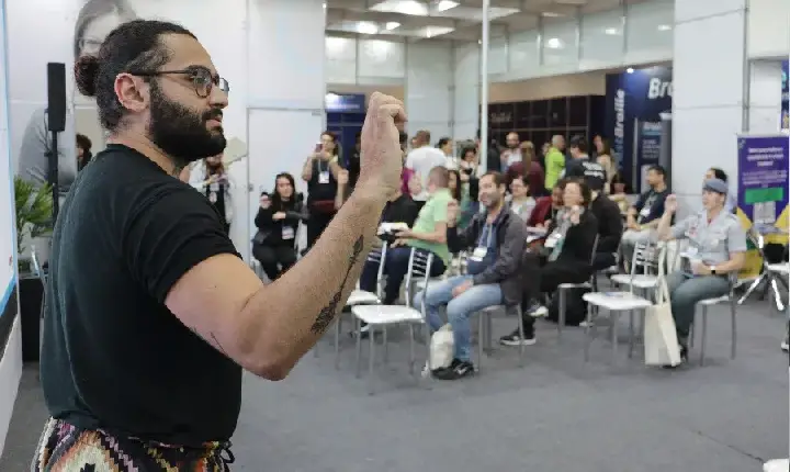 Escola da Inclusão tem inscrições abertas para cursos de Libras, Entendendo o TEA e Capacitismo