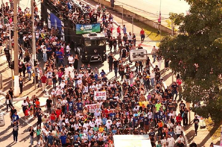 Marcha para Jesus reúne fiéis na Semana da Cultura Cristã