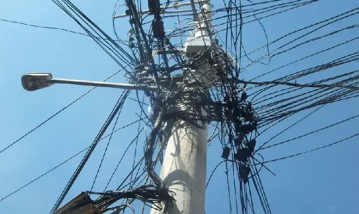 Número de acidentes com a rede elétrica cresceu no Brasil em 2025