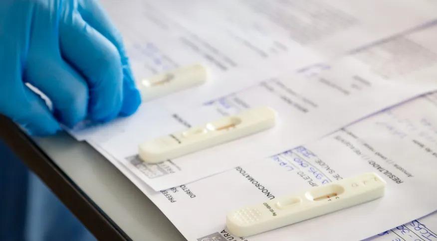 Atendimentos de suspeita de Covid-19 aumentam 85% em 15 dias no estado de SP, diz pesquisa