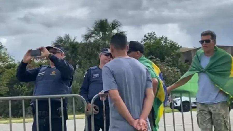 Inquéritos contra PMs que se omitiram na invasão serão abertos até amanhã