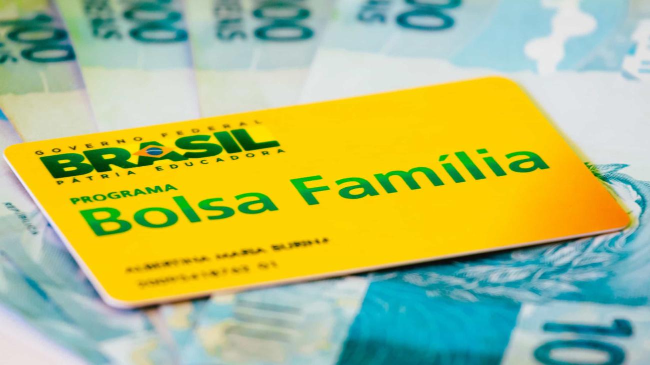 MP do Bolsa Família de R$ 600 é publicada no Diário Oficial da União