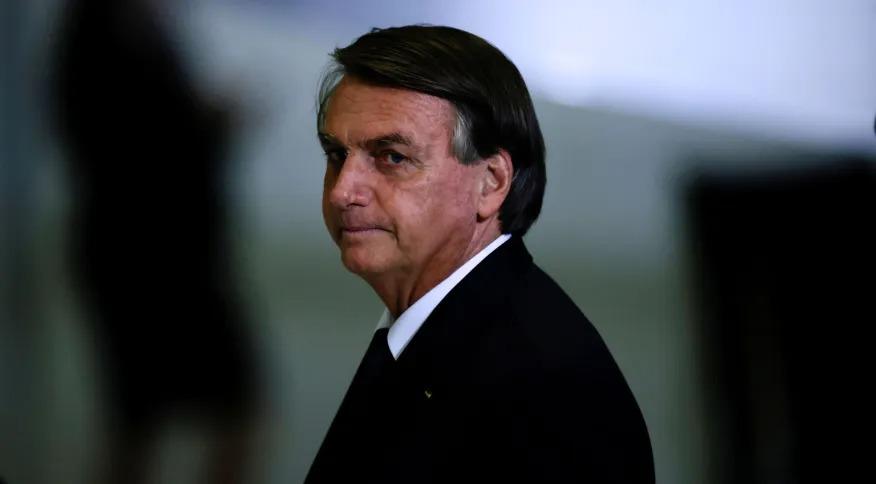 Defesa de Bolsonaro usa fala de Dino para pedir à PF acesso a inquérito das joias