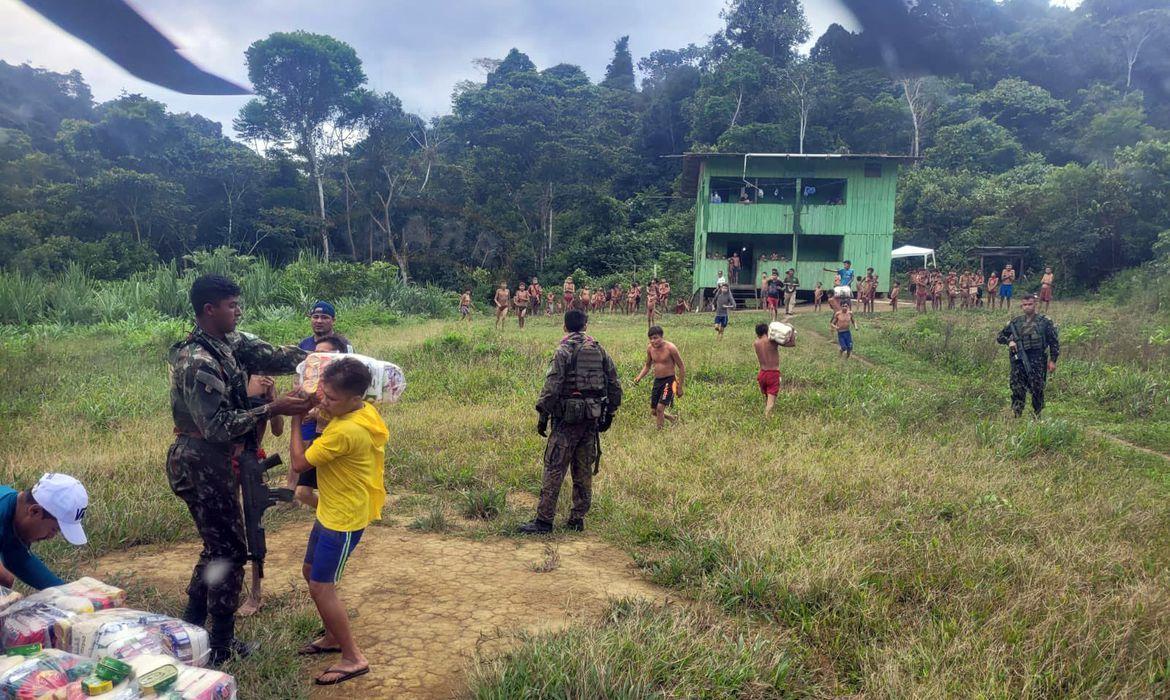 Ataque a tiros em aldeia yanomami mata criança e deixa cinco feridos