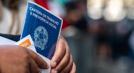 Desemprego no Brasil cai para 7,8% no trimestre encerrado em agosto, a menor taxa desde 2015