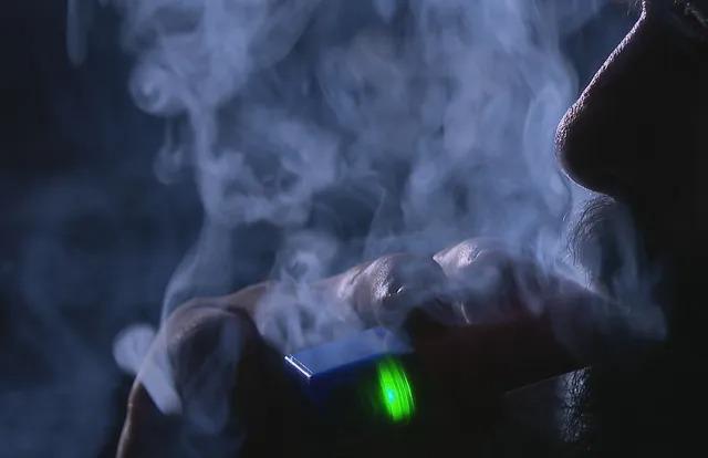 Anvisa avalia se abre consulta sobre venda de vapes; veja o que diz quem é contra e quem é a favor