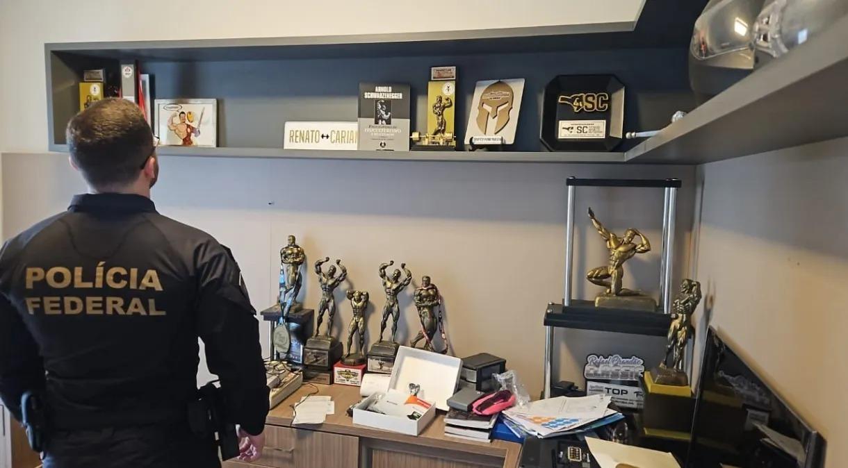 PF faz operação contra desvio de produtos químicos para produção de drogas em SP