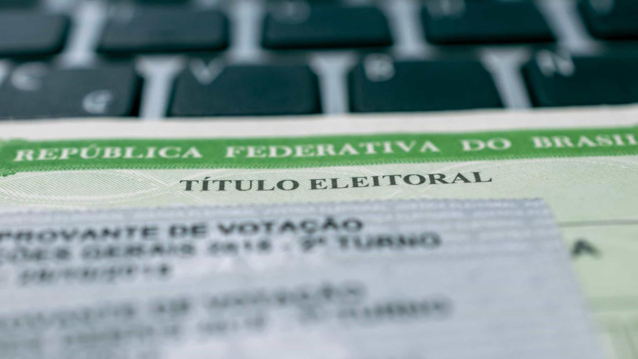 ELEITOR TEM QUATRO MESES PARA REGULARIZAR TÍTULO E VOTAR EM OUTUBRO