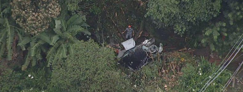 Polícia retoma nesta quarta perícia em área onde helicóptero caiu em Barueri; sete pessoas ficaram feridas