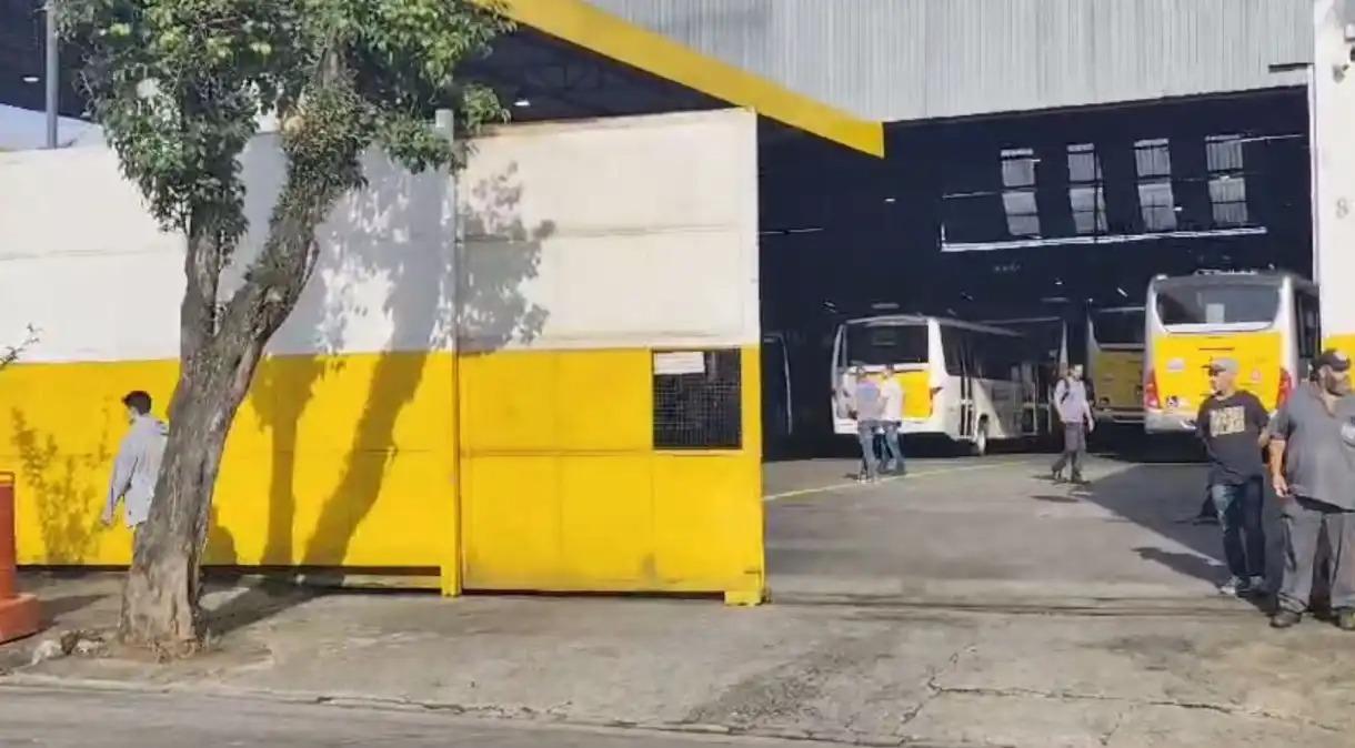 Presidente de empresa de ônibus suspeita de elo com PCC é preso em SP