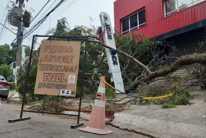 Com apagão em SP, varejo e serviços têm prejuízo de R$ 1,65 bilhão