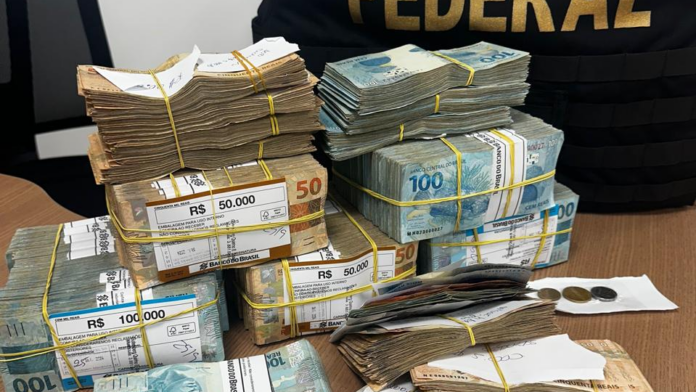PF apreende R$ 600 mil em espécie em operação contra compra de votos no Ceará