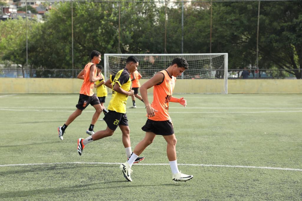 Arena Barueri recebe Palmeiras e Referência nesta segunda (13)