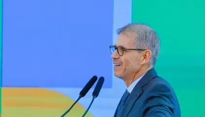 Governo recuou sobre pix após equipe de Sidônio declarar “batalha perdida”