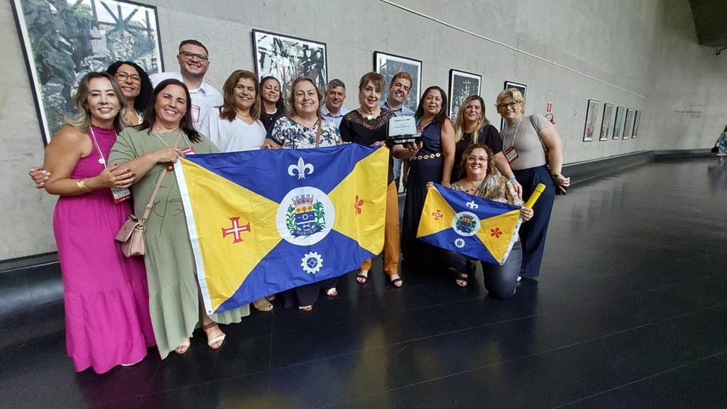 Educação de Barueri recebe duas premiações de excelência do Programa Alfabetiza Juntos SP