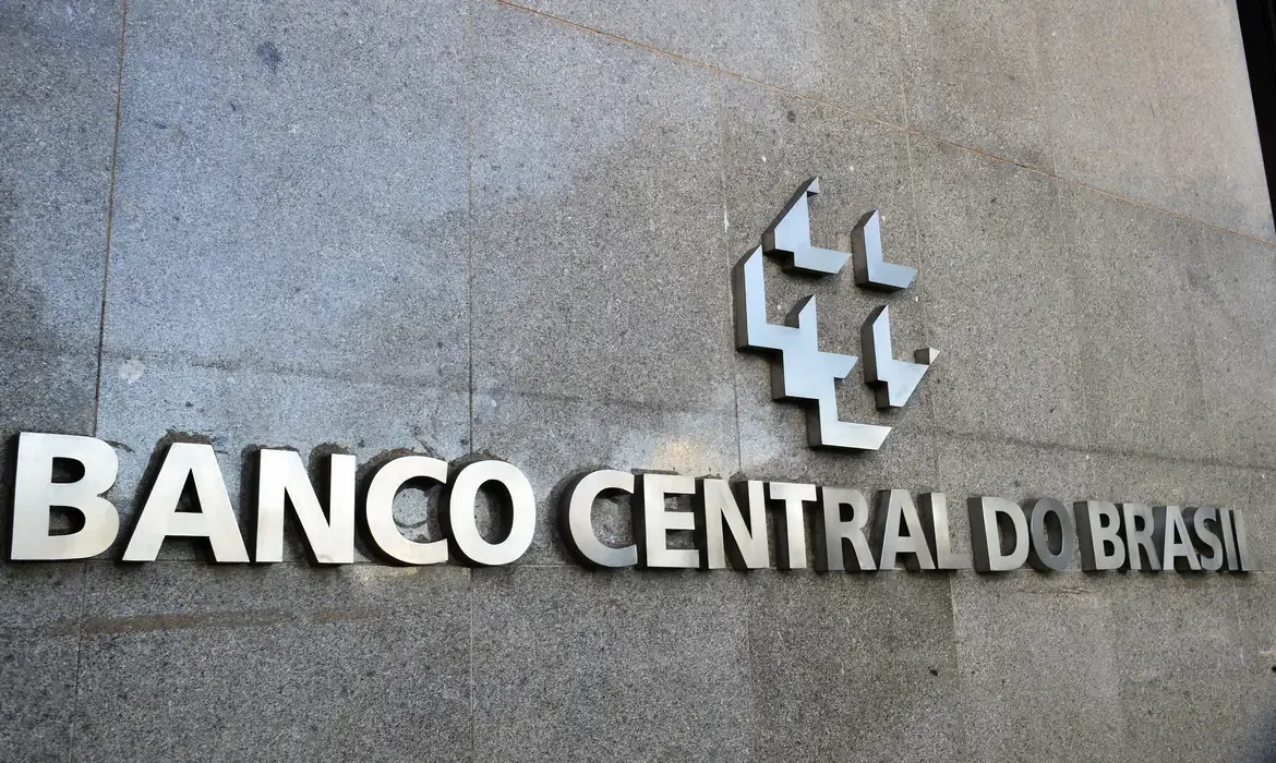 Banco Central suspende mais três instituições financeiras do Pix