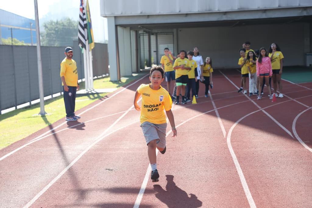 Atletismo é destaque entre as modalidades das Escolas de Esportes de Barueri