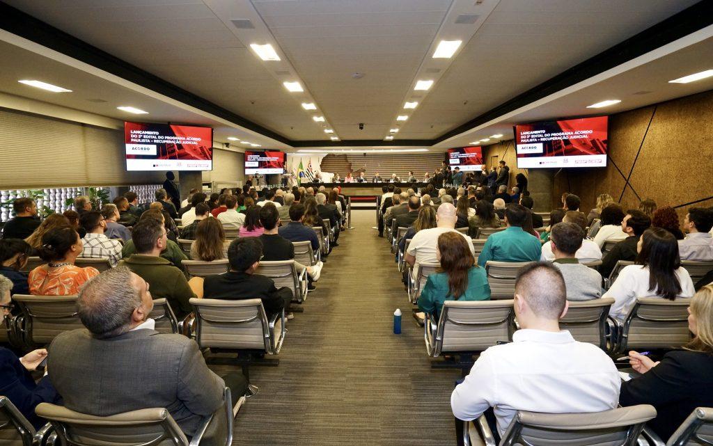 Acordo Paulista negocia R$ 677 milhões em dívidas já no primeiro dia de atendimento