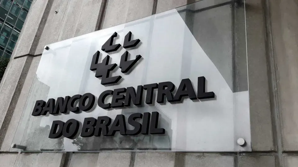 Centrão quer poder para Congresso demitir comando do Banco Central